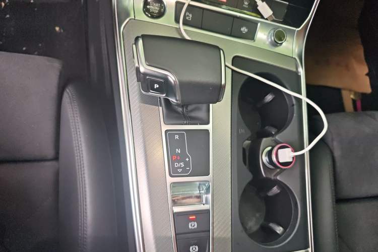 Used Audi A6  Gear Lever