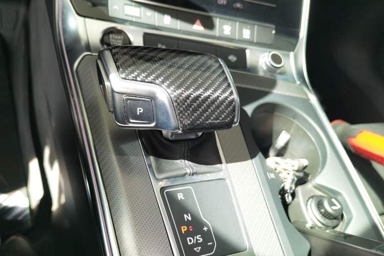 Used Audi A6 2021 Avant Avant-garde 45 TFSI Prestige Dynamic Edition Gear Lever