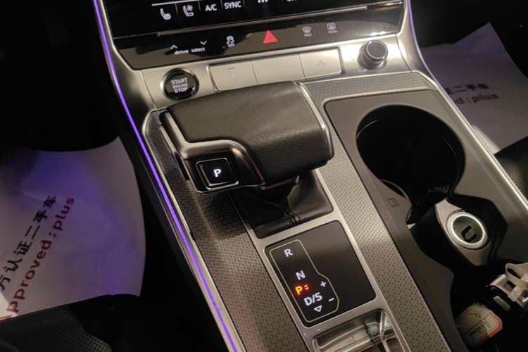 Used Audi A6 2021 allroad quattro Explorer 55 TFSI Prestige Off-Road Model Gear Lever