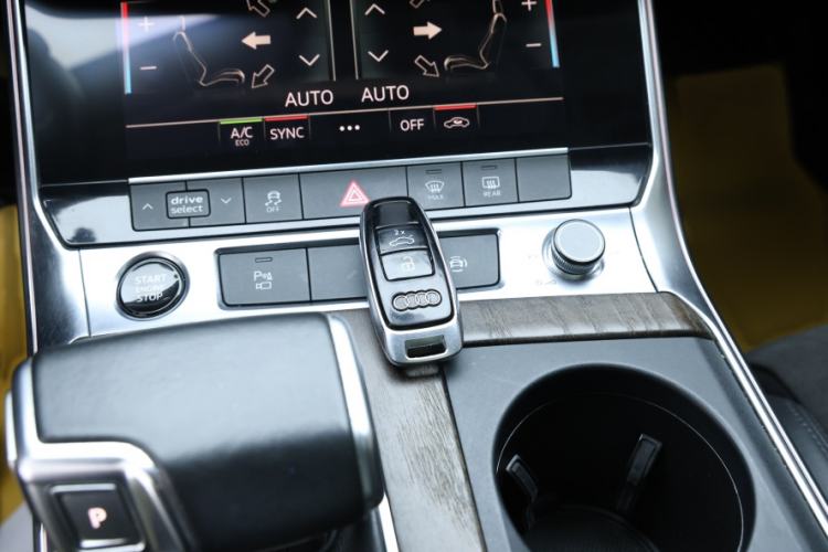 Used Audi A6 2021 Avant Avant-garde 45 TFSI Prestige Dynamic Edition Interior 2