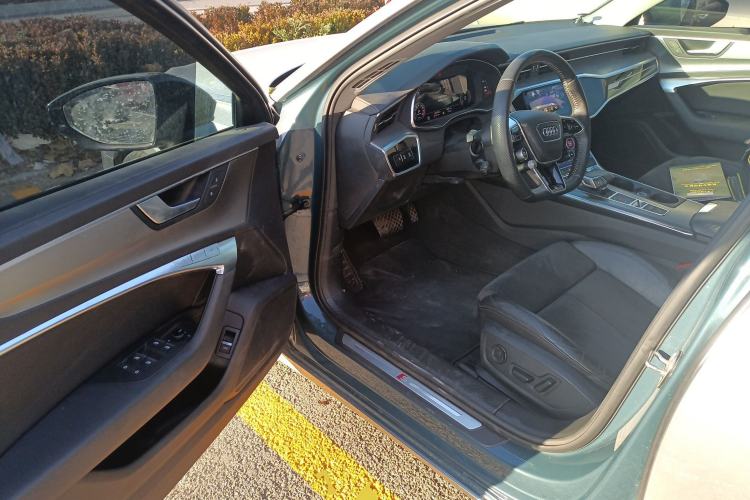 Used Audi A6 2021 Avant Avant-garde 45 TFSI Prestige Dynamic Edition Interior 3