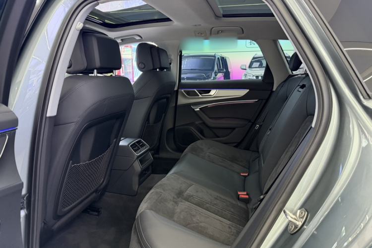Used Audi A6 2021 allroad quattro Explorer 55 TFSI Prestige Off-Road Model Interior 3