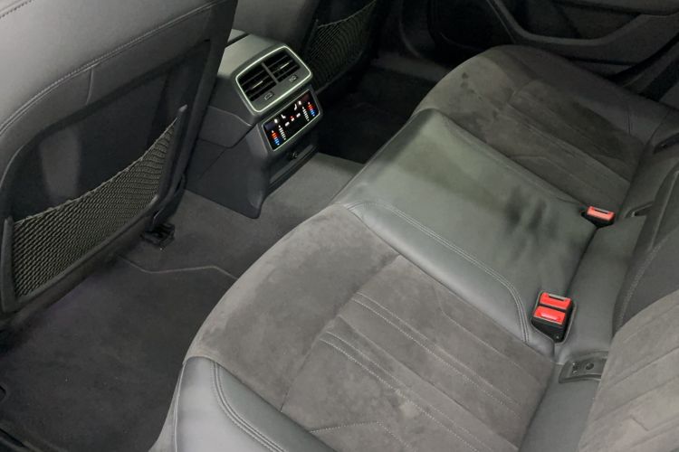 Used Audi A6 2021 Avant Avant-garde 45 TFSI Prestige Dynamic Edition Interior 4