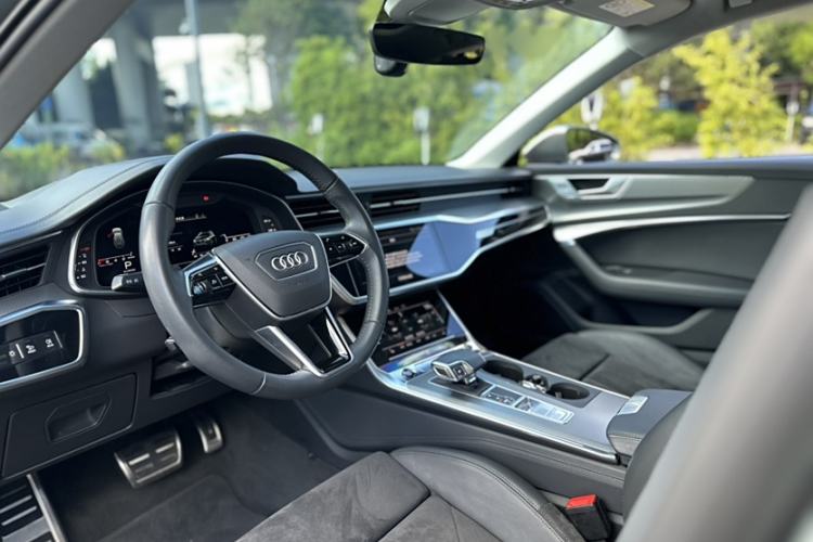 Used Audi A6 2021 allroad quattro Explorer 55 TFSI Prestige Off-Road Model Interior 8