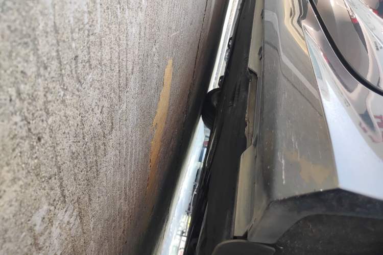 Used Audi A6 2021 Avant Avant-garde 45 TFSI Prestige Dynamic Edition Left Side Sill