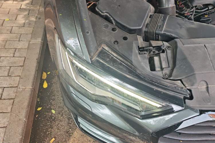Used Audi A6  Right Front Headlight
