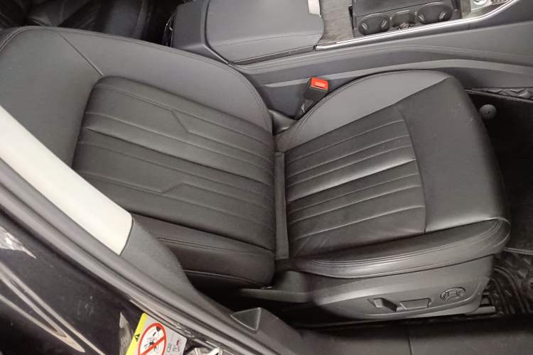Used Audi A6 2021 allroad quattro Explorer 55 TFSI Prestige Off-Road Model Right Front Seat