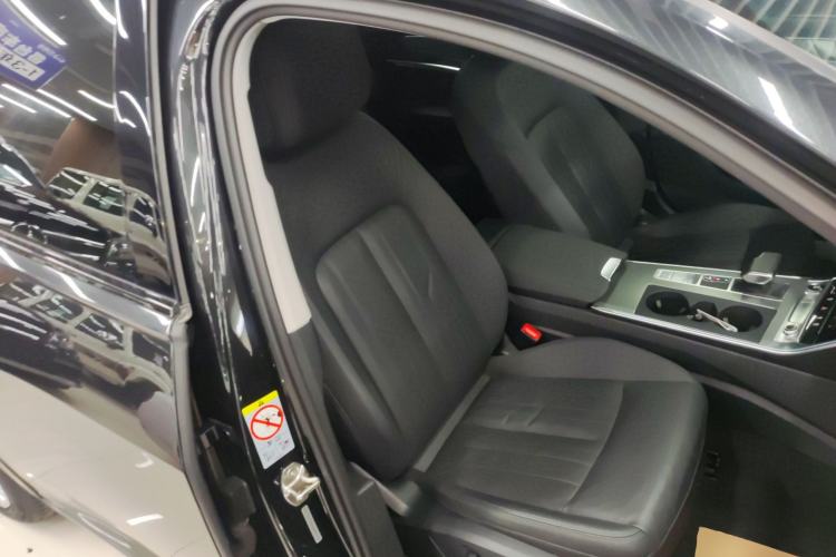 Used Audi A6 2021 allroad quattro Explorer 55 TFSI Prestige Off-Road Model Right Front Seat
