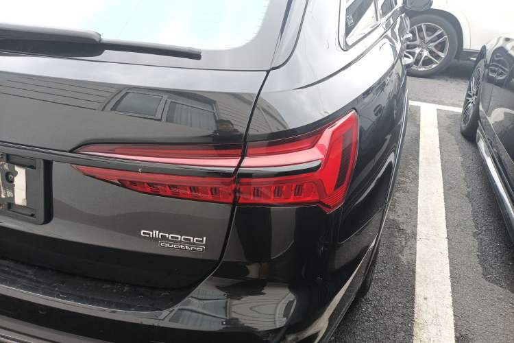 Used Audi A6 2021 allroad quattro Explorer 55 TFSI Prestige Off-Road Model Right Rear Taillight