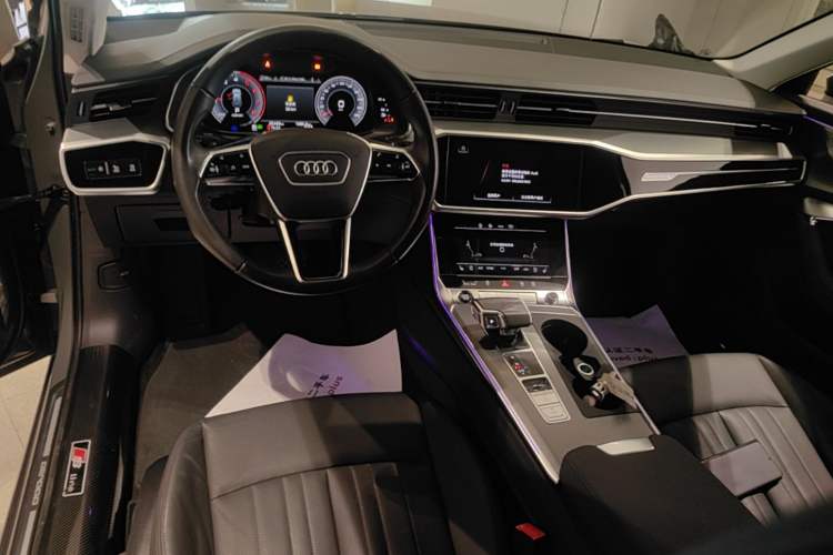 Used Audi A6 2021 allroad quattro Explorer 55 TFSI Prestige Off-Road Model Steering Wheel