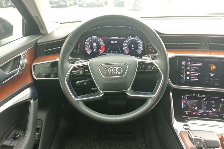 Used Audi A6 2021 allroad quattro Explorer 55 TFSI Prestige Off-Road Model Steering Wheel