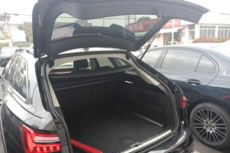 Used Audi A6 2021 allroad quattro Explorer 55 TFSI Prestige Off-Road Model Trunk