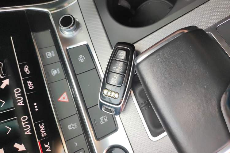 Used Audi A6 2021 Avant Avant-garde 45 TFSI Prestige Dynamic Edition Vehicle Key