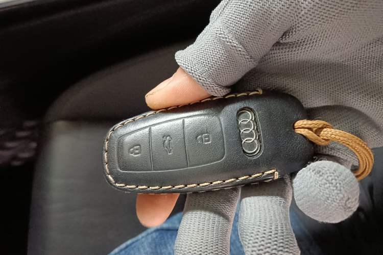 Used Audi A6 2021 allroad quattro Explorer 55 TFSI Prestige Off-Road Model Vehicle Key