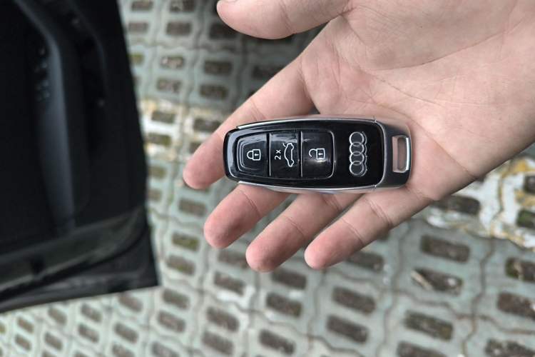 Used Audi A6 2021 Avant Avant-garde 45 TFSI Prestige Dynamic Edition Vehicle Key
