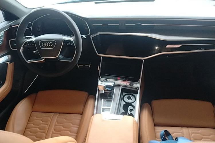 Used Audi A6 2021 allroad quattro Explorer 55 TFSI Prestige Off-Road Model Center Console