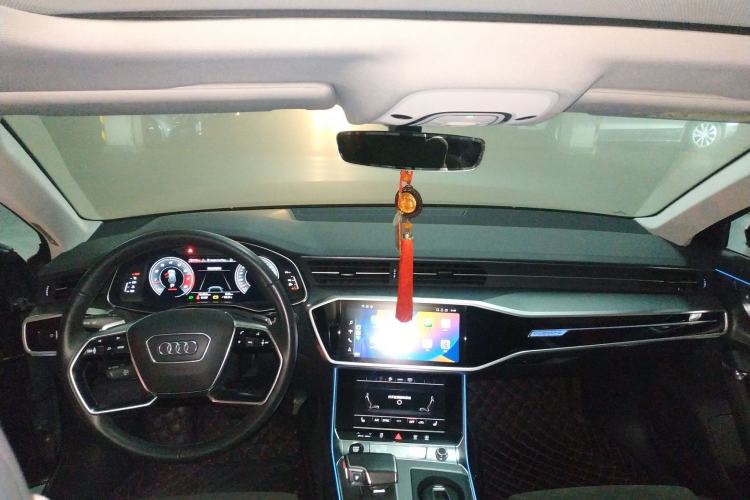 Used Audi A6 2021 allroad quattro Explorer 55 TFSI Prestige Off-Road Model Center Console