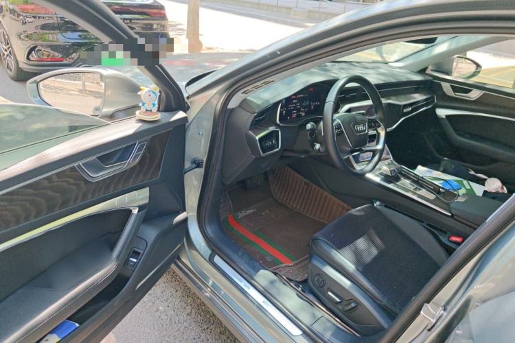 Used Audi A6 2021 allroad quattro Explorer 55 TFSI Prestige Off-Road Model Driver Seat