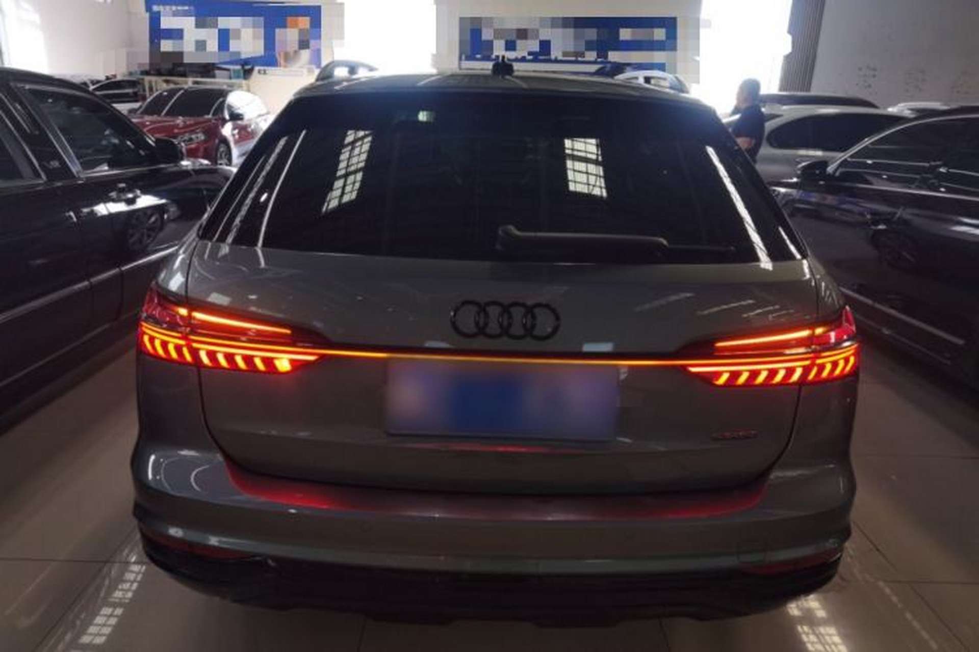 Used Audi A6 2021 allroad quattro Explorer 55 TFSI Prestige Off-Road Model Exterior 4