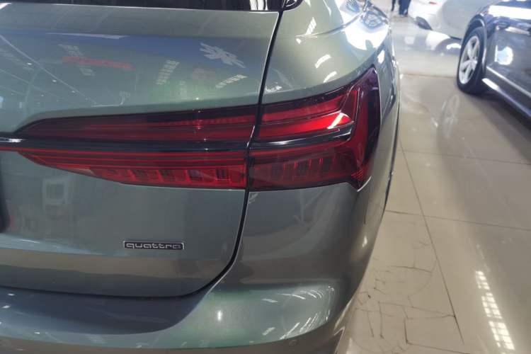 Used Audi A6 2021 allroad quattro Explorer 55 TFSI Prestige Off-Road Model Exterior 6