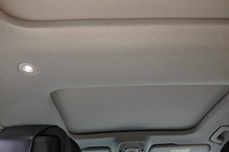 Used Audi A6 2021 allroad quattro Explorer 55 TFSI Prestige Off-Road Model Headliner