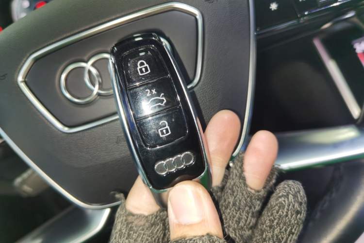 Used Audi A6 2021 allroad quattro Explorer 55 TFSI Prestige Off-Road Model Interior 1