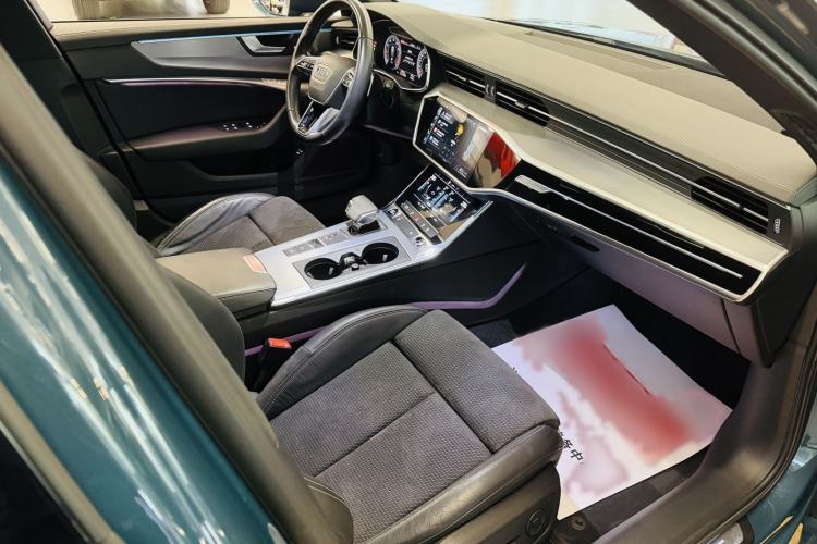 Used Audi A6 2021 Avant Avant-garde 45 TFSI Prestige Dynamic Edition Interior 10
