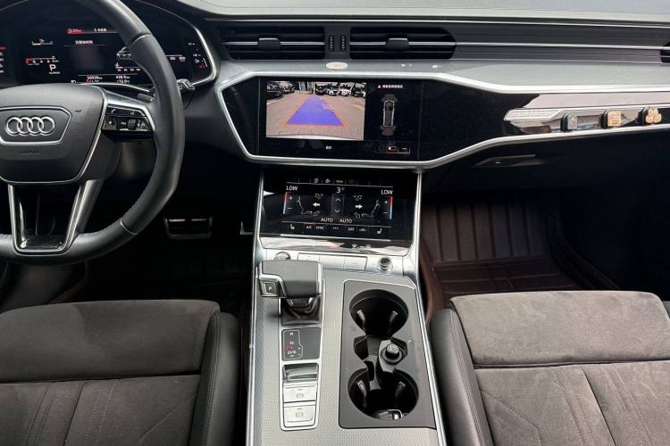 Used Audi A6 2021 allroad quattro Explorer 55 TFSI Prestige Off-Road Model Interior 3