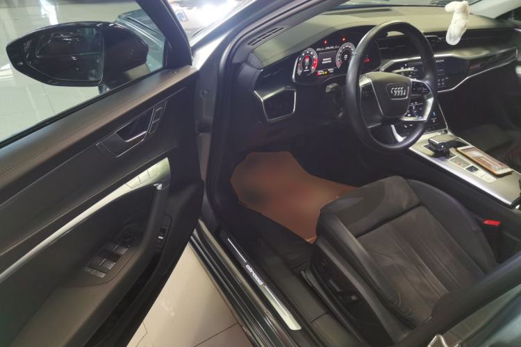 Used Audi A6 2021 allroad quattro Explorer 55 TFSI Prestige Off-Road Model Interior 3