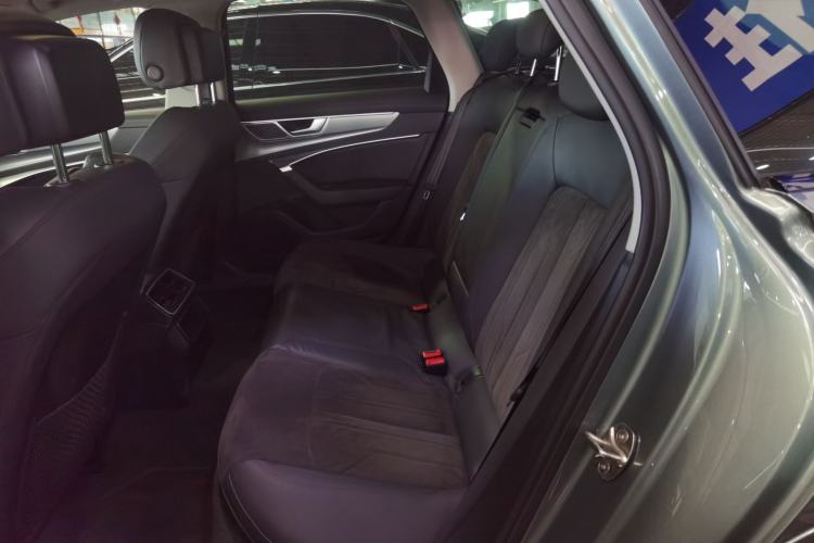 Used Audi A6 2021 allroad quattro Explorer 55 TFSI Prestige Off-Road Model Interior 4