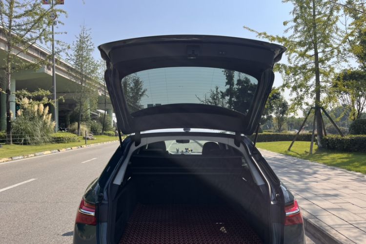 Used Audi A6 2021 Avant Avant-garde 45 TFSI Prestige Dynamic Edition Interior 9
