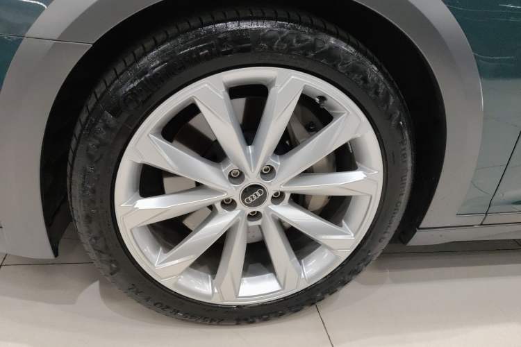 Used Audi A6 2021 allroad quattro Explorer 55 TFSI Prestige Off-Road Model Left Front Wheel Hub