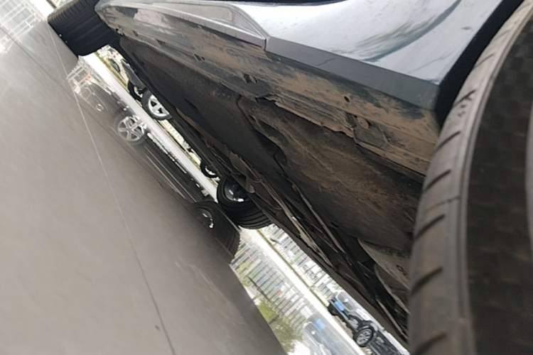 Used Audi A6 2021 allroad quattro Explorer 55 TFSI Prestige Off-Road Model Left Side Sill