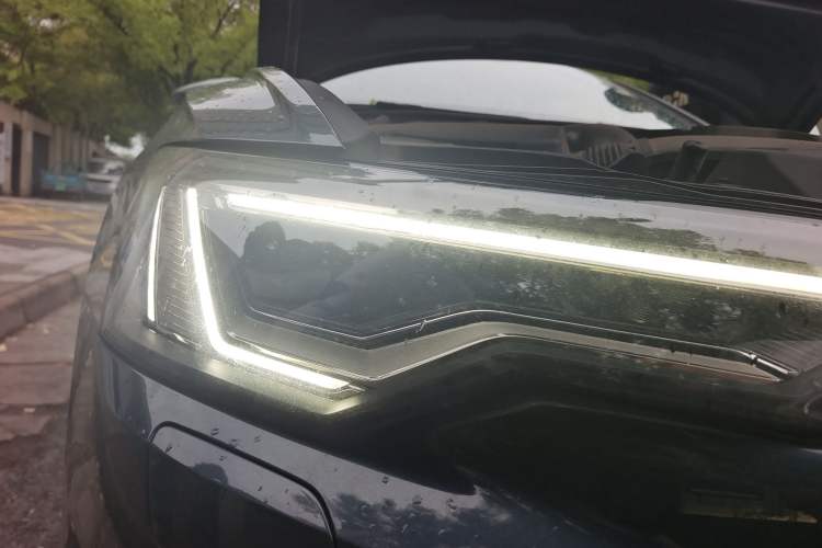 Used Audi A6 2021 Avant Avant-garde 45 TFSI Prestige Dynamic Edition Right Front Headlight
