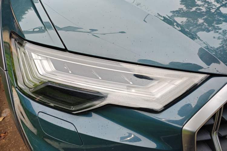 Used Audi A6 2021 allroad quattro Explorer 55 TFSI Prestige Off-Road Model Right Front Headlight