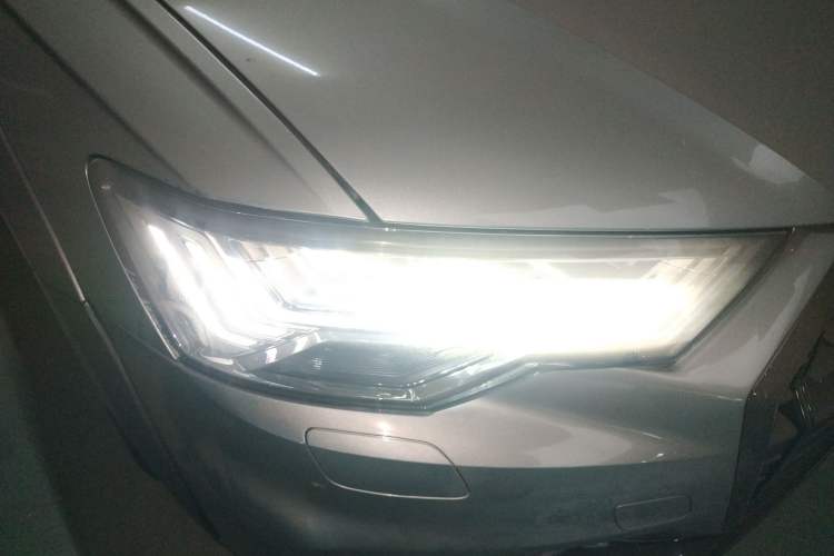 Used Audi A6 2021 allroad quattro Explorer 55 TFSI Prestige Off-Road Model Right Front Headlight