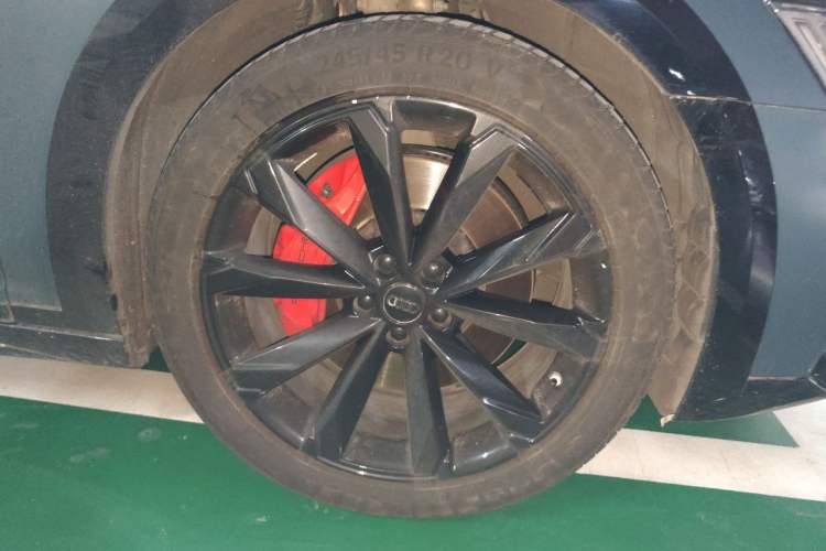 Used Audi A6 2021 allroad quattro Explorer 55 TFSI Prestige Off-Road Model Right Front Wheel Hub