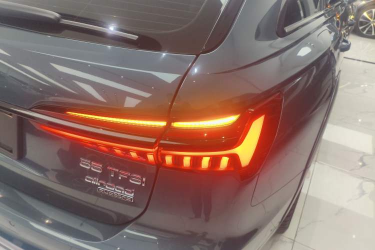 Used Audi A6 2021 allroad quattro Explorer 55 TFSI Prestige Off-Road Model Right Rear Taillight