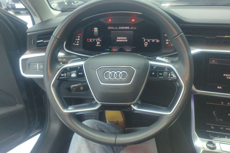 Used Audi A6 2021 allroad quattro Explorer 55 TFSI Prestige Off-Road Model Steering Wheel