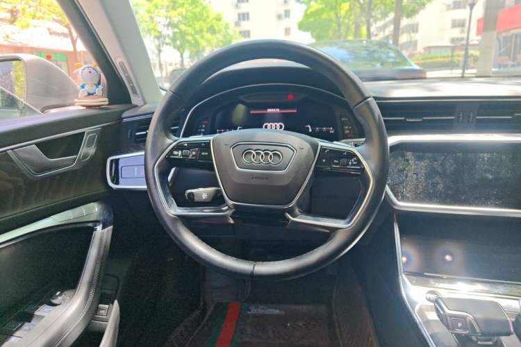 Used Audi A6 2021 allroad quattro Explorer 55 TFSI Prestige Off-Road Model Steering Wheel