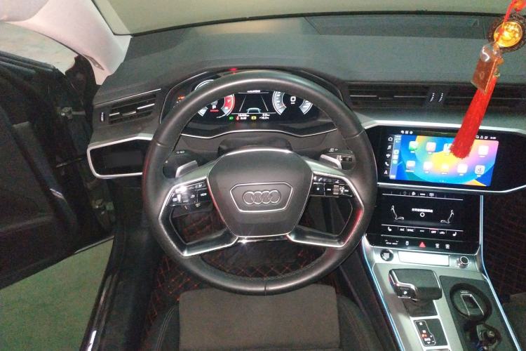 Used Audi A6 2021 allroad quattro Explorer 55 TFSI Prestige Off-Road Model Steering Wheel