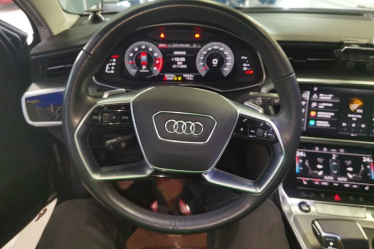 Used Audi A6 2021 allroad quattro Explorer 55 TFSI Prestige Off-Road Model Steering Wheel