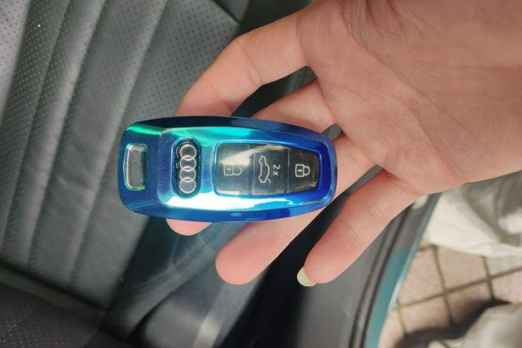 Used Audi A6 2021 allroad quattro Explorer 55 TFSI Prestige Off-Road Model Vehicle Key