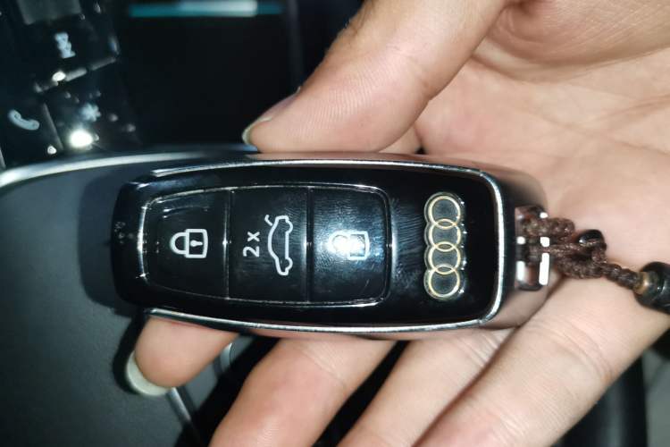 Used Audi A6 2021 allroad quattro Explorer 55 TFSI Prestige Off-Road Model Vehicle Key