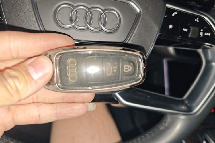 Used Audi A6 2021 allroad quattro Explorer 55 TFSI Prestige Off-Road Model Vehicle Key