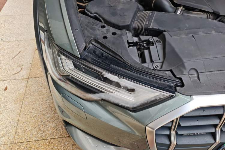 Used Audi A6 2021 allroad quattro Explorer 55 TFSI Prestige Off-Road Model Right Front Headlight