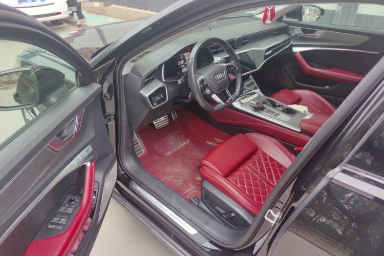 Used Audi A6 2022 allroad quattro Explorer 55 TFSI Prestige Off-Road Model Driver Seat