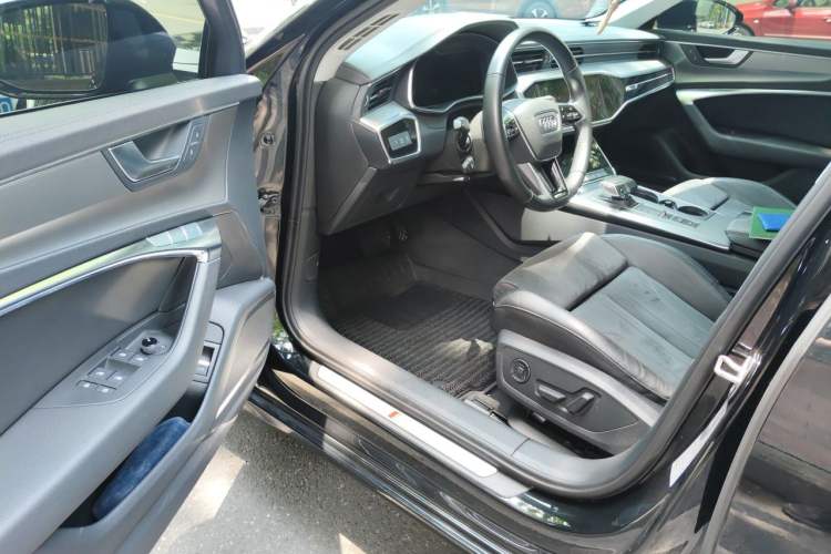 Used Audi A6 2022 Avant Futurist 45 TFSI Prestige Dynamic Edition Driver Seat