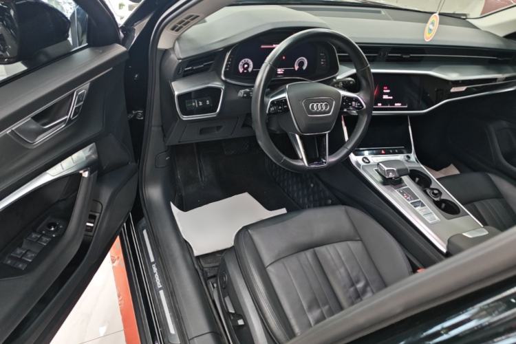 Used Audi A6 2022 allroad quattro Explorer 55 TFSI Prestige Off-Road Model Driver Seat