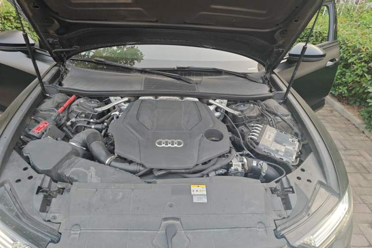 Used Audi A6 2022 allroad quattro Explorer 55 TFSI Prestige Off-Road Model Engine Bay